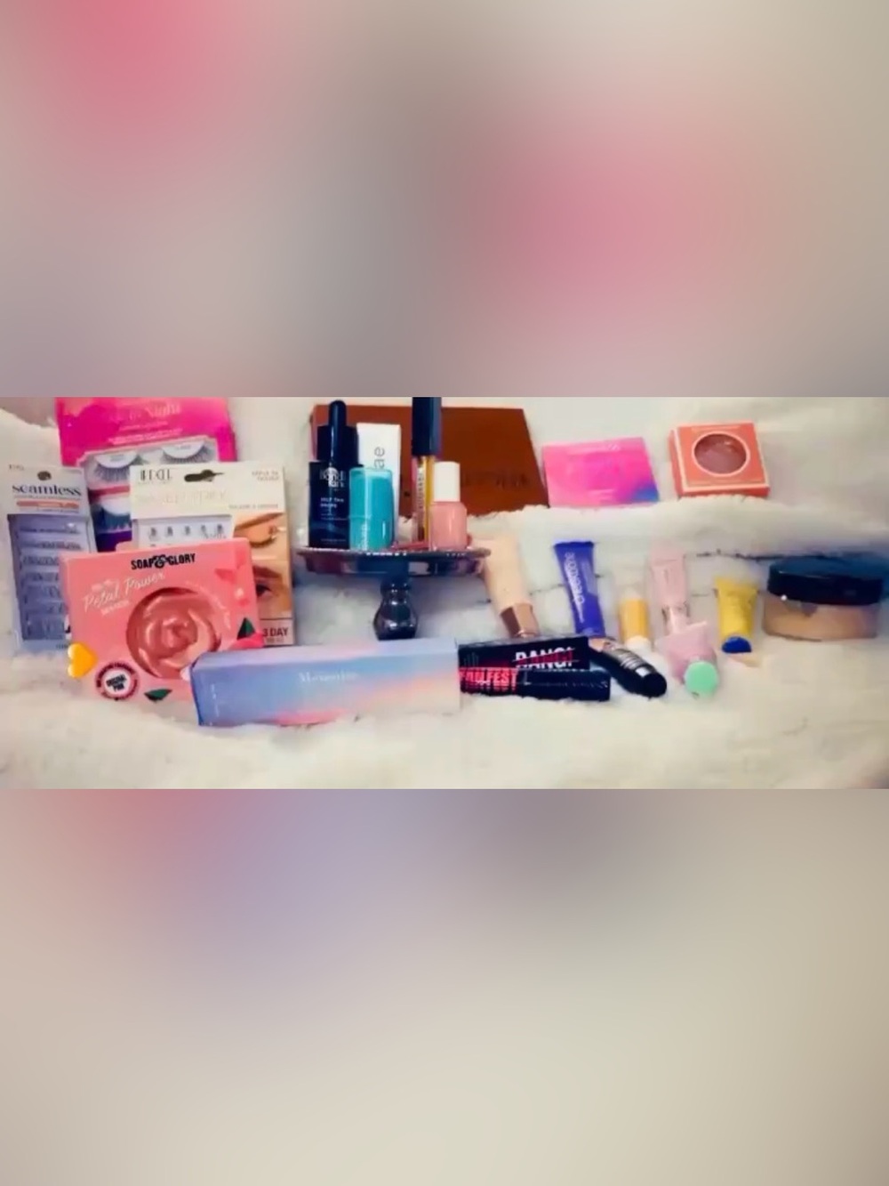 Large Women’s Skincare & Makeup Bundle